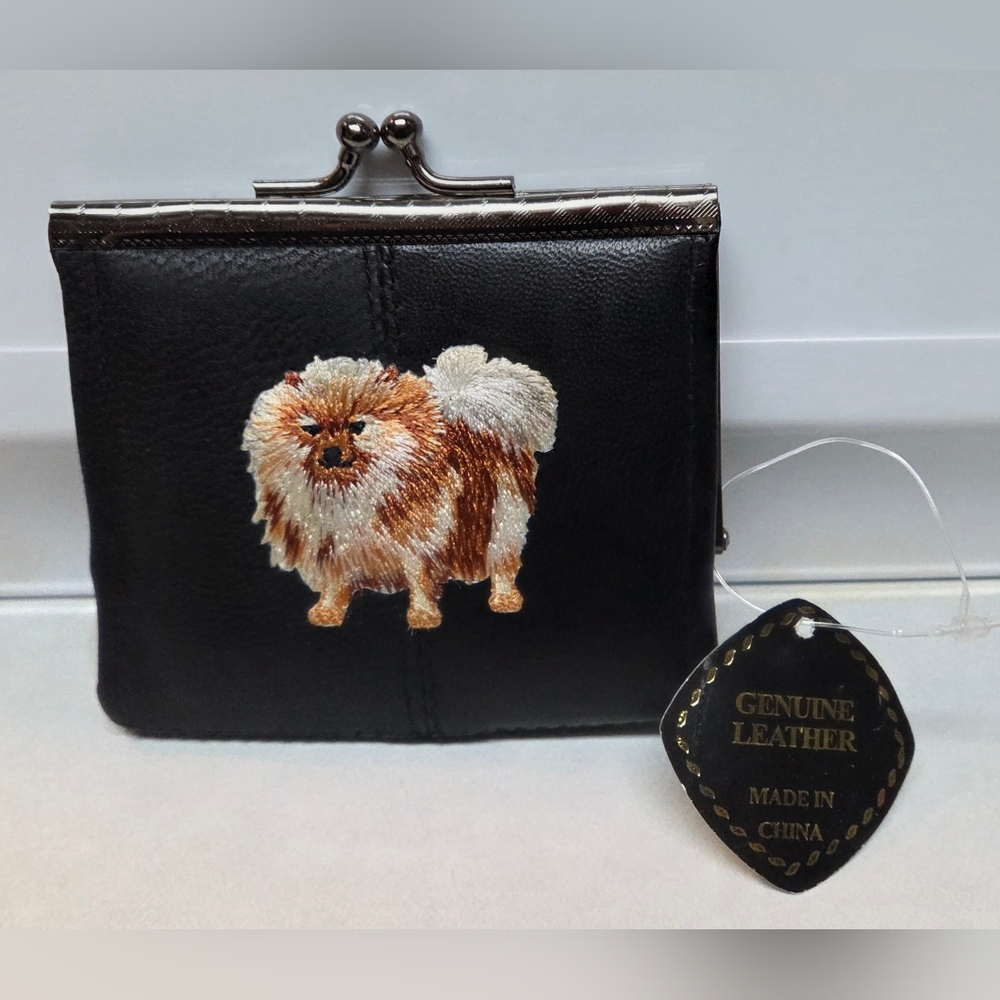 Leather Kiss-Lock Closure Coin Purse  w Embroidered Pomeranian Dog